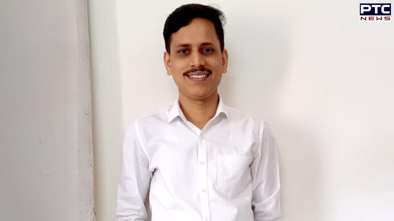 Mumbai horror: Professor stabbed to death in local train by passenger after argument