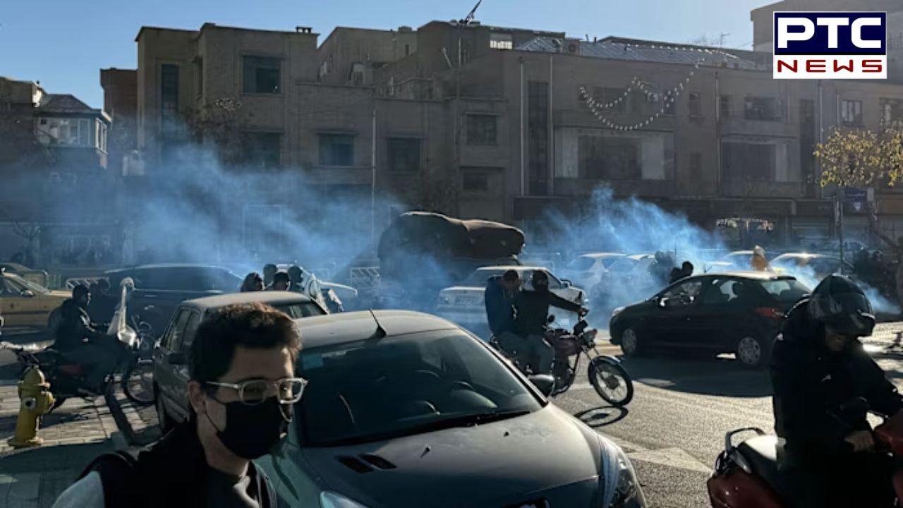 Iran ’ਚ ਮਹਿੰਗਾਈ ਖਿਲਾਫ ਹਿੰਸਕ ਪ੍ਰਦਰਸ਼ਨ, ਗੋਲੀਬਾਰੀ ’ਚ ਕਈ ਲੋਕ ਦੀ ਮੌਤ, ਸਥਿਤੀ ਬੇਕਾਬੂ