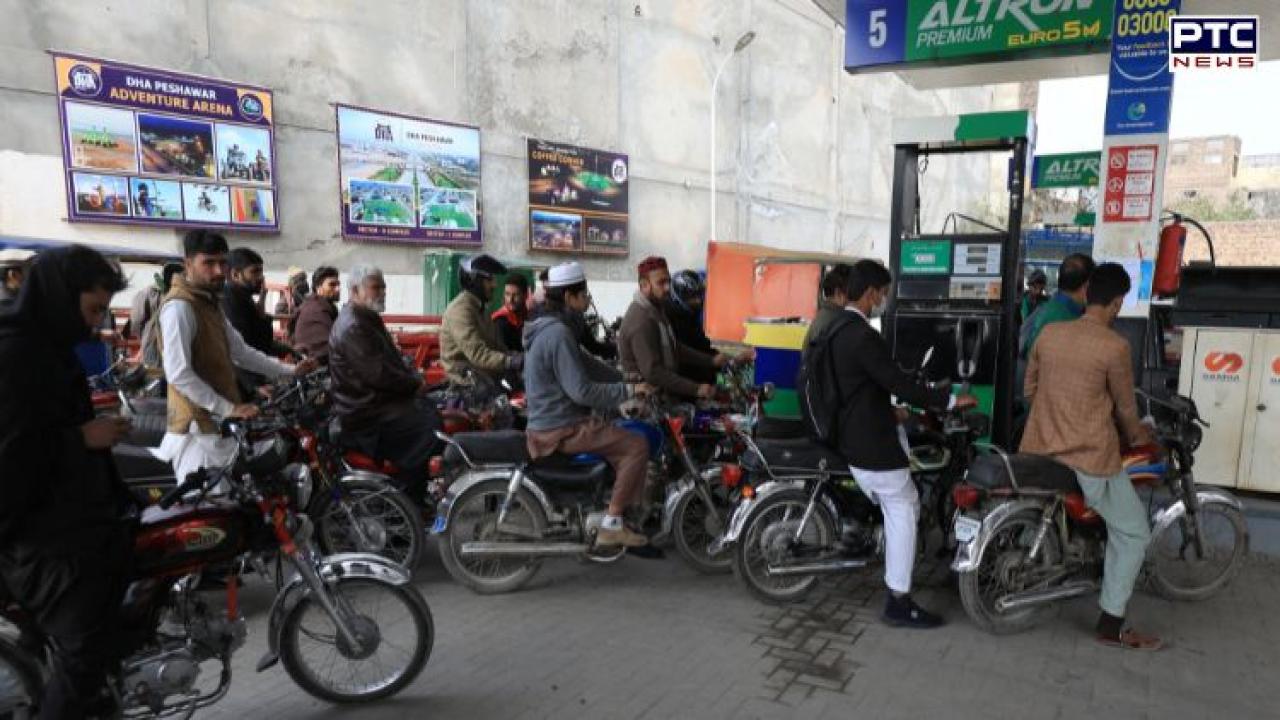 Fuel price hike in Pakistan: Petrol at 458, diesel at 520 after Iran-US conflict impact