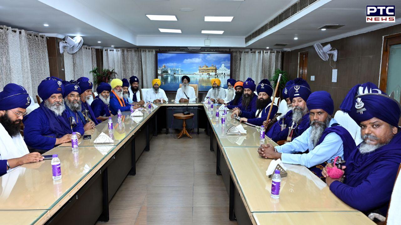 ਸ੍ਰੀ ਅਕਾਲ ਤਖ਼ਤ ਸਾਹਿਬ ਤੋਂ ਸਜਾਏ ਜਾ ਰਹੇ ਮੀਰੀ ਪੀਰੀ ਖ਼ਾਲਸਾ ਮਾਰਚ ਦੀਆਂ ਤਿਆਰੀਆਂ ਸਬੰਧੀ ਐਡਵੋਕੇਟ ਧਾਮੀ ਨੇ ਕੀਤੀ ਇਕੱਤਰਤਾ