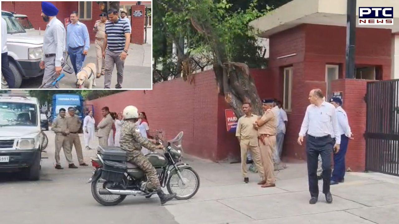 Panchkula Bomb Threat : ਪੰਚਕੂਲਾ ਜ਼ਿਲ੍ਹਾ ਕੋਰਟ ਕੰਪਲੈਕਸ ਨੂੰ ਬੰਬ ਨਾਲ ਉਡਾਉਣ ਦੀ ਧਮਕੀ, CJP ਪ੍ਰਦਰਸ਼ਨ ਨੂੰ ਲੈ ਕੇ ਦਿੱਤੀ ਚੇਤਾਵਨੀ