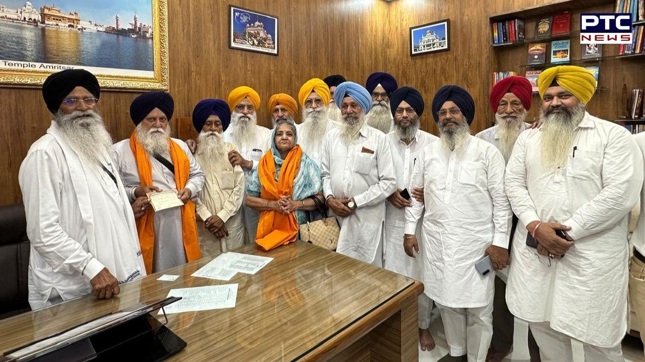 ਸ਼ਹੀਦ ਭਾਈ ਮਹਿੰਗਾ ਸਿੰਘ ਦੇ ਭਰਾ ਦਵਿੰਦਰਪਾਲ ਸਿੰਘ ਵੱਲੋਂ ਗੁਰੂ ਘਰ ਦੀਆਂ ਸੇਵਾਵਾਂ ਲਈ 1 ਲੱਖ ਰੁਪਏ ਭੇਟ