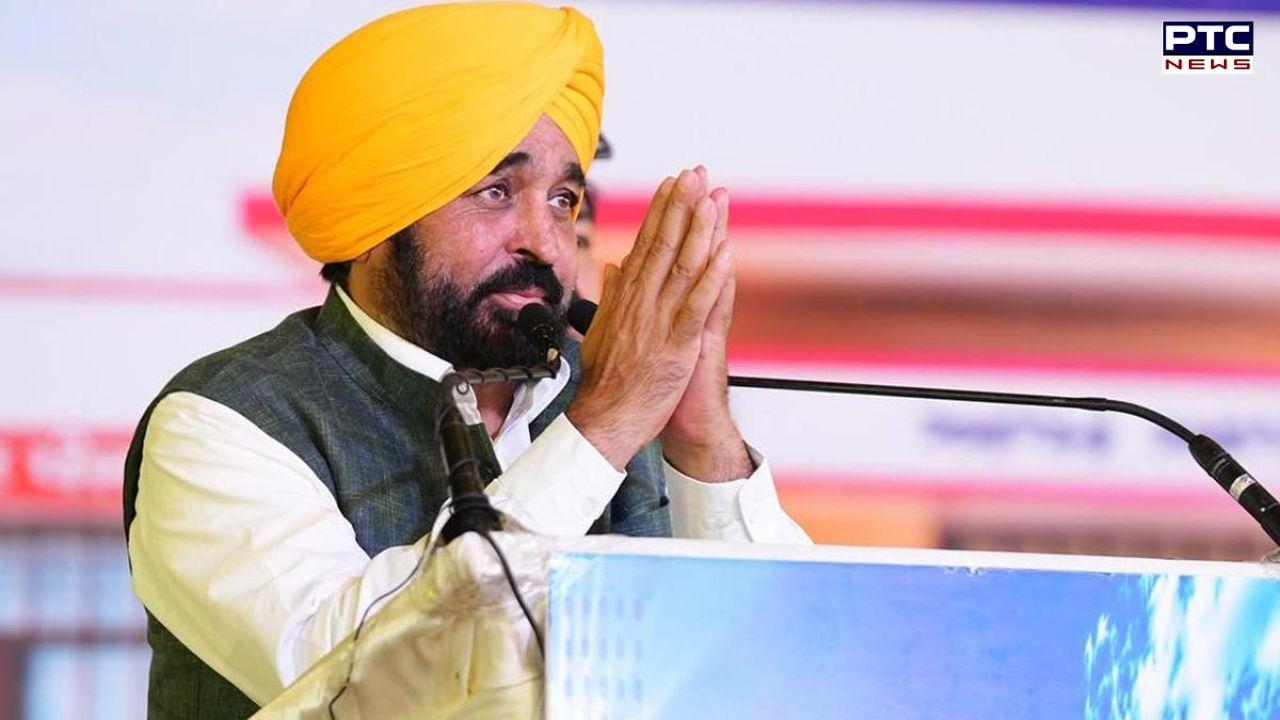 CM ਭਗਵੰਤ ਮਾਨ ਨੂੰ ਦਿੱਲੀ ਹਵਾਈ ਅੱਡੇ 'ਤੇ 3 ਘੰਟੇ ਲਈ ਰੋਕਿਆ ਗਿਆ ! 50000 ਰੁਪਏ ਦਾ ਲੱਗਿਆ ਕਸਟਮ ਟੈਕਸ, ਜਾਣੋ ਕਿਉਂ ?
