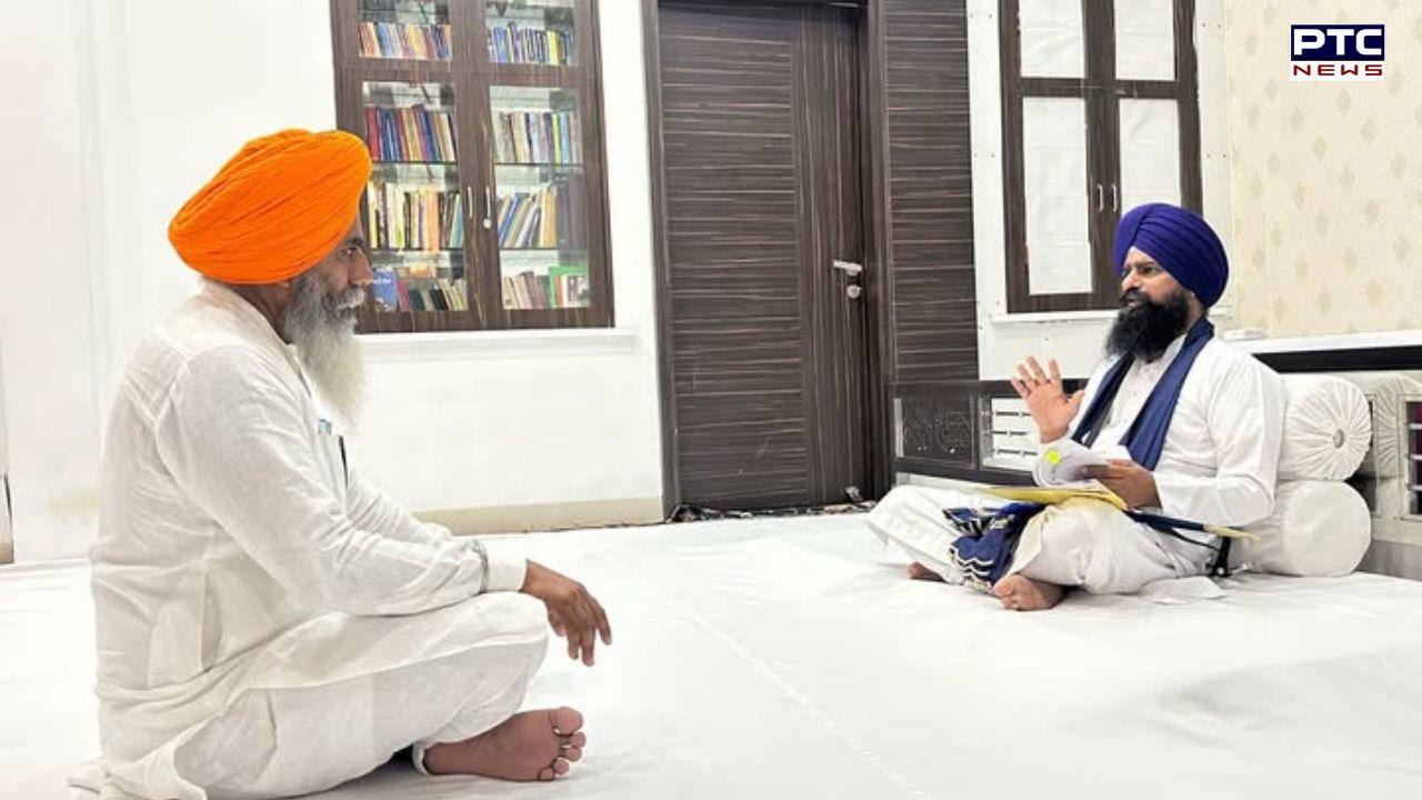 ਸ੍ਰੀ ਅਕਾਲ ਤਖ਼ਤ ਸਾਹਿਬ ਵਿਖੇ ਪੇਸ਼ ਹੋਏ ਸ਼੍ਰੋਮਣੀ ਕਮੇਟੀ ਮੈਂਬਰ ਜਸਵੰਤ ਸਿੰਘ ਪੁੜੈਣ, ਸਪਸ਼ਟੀਕਰਨ ਦਿੱਤਾ